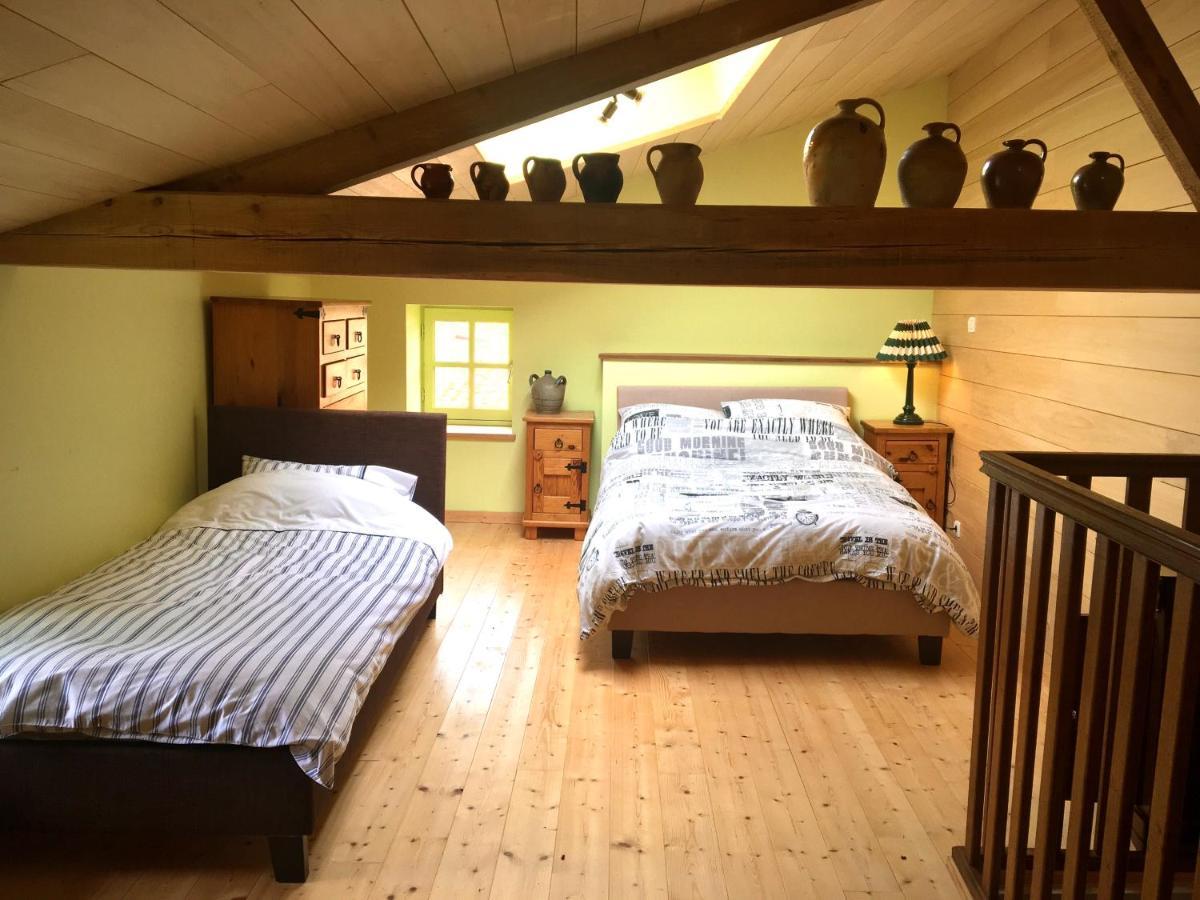 La Jariette Bed and Breakfast Airvault Exteriör bild